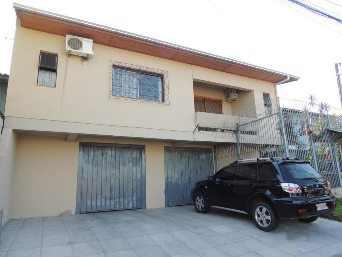 Casa em Novo Hamburgo no bairro Ideal